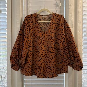 Chic Leopard Print Blouse